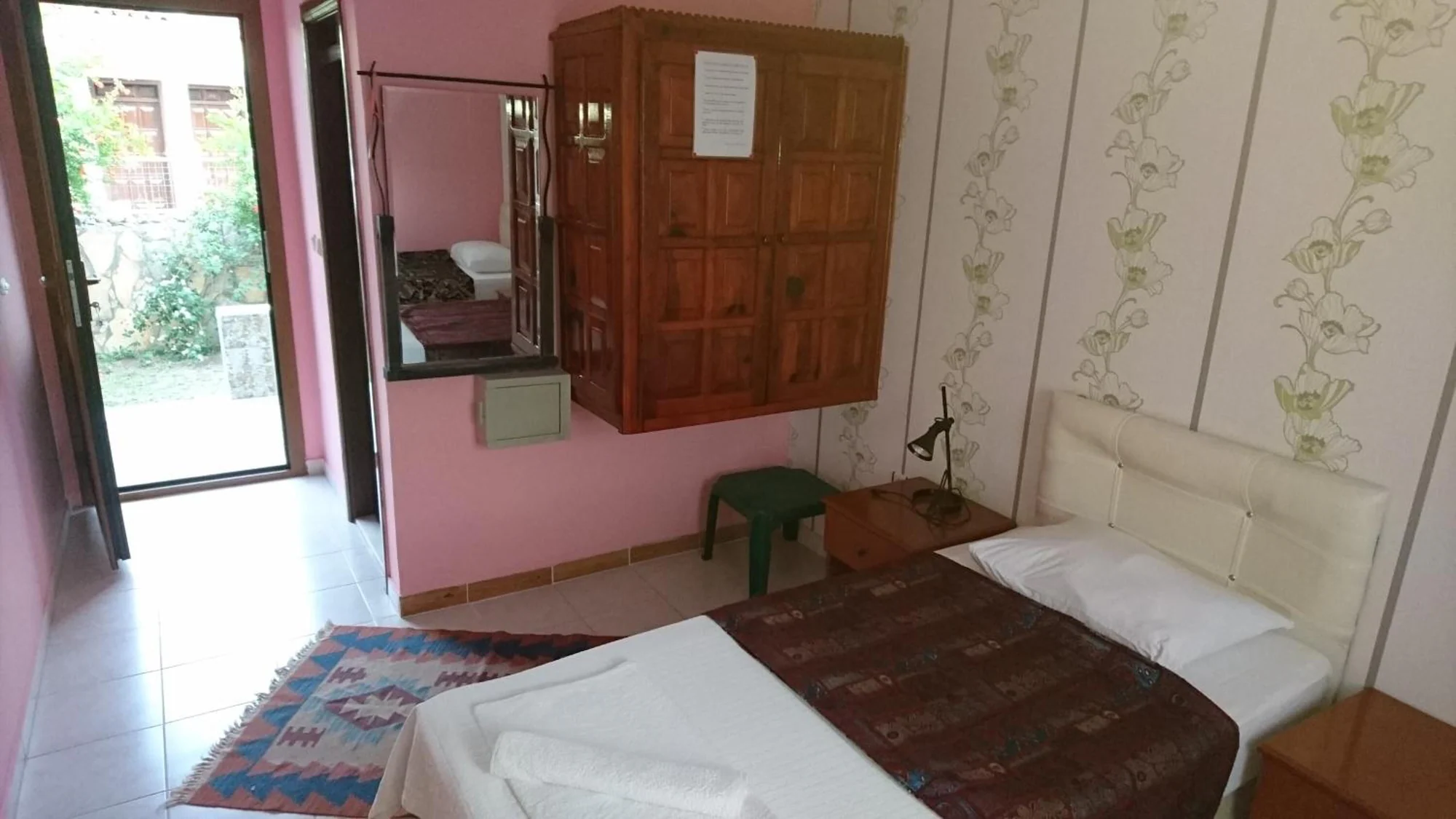 Standard Double room with garden view full double bed