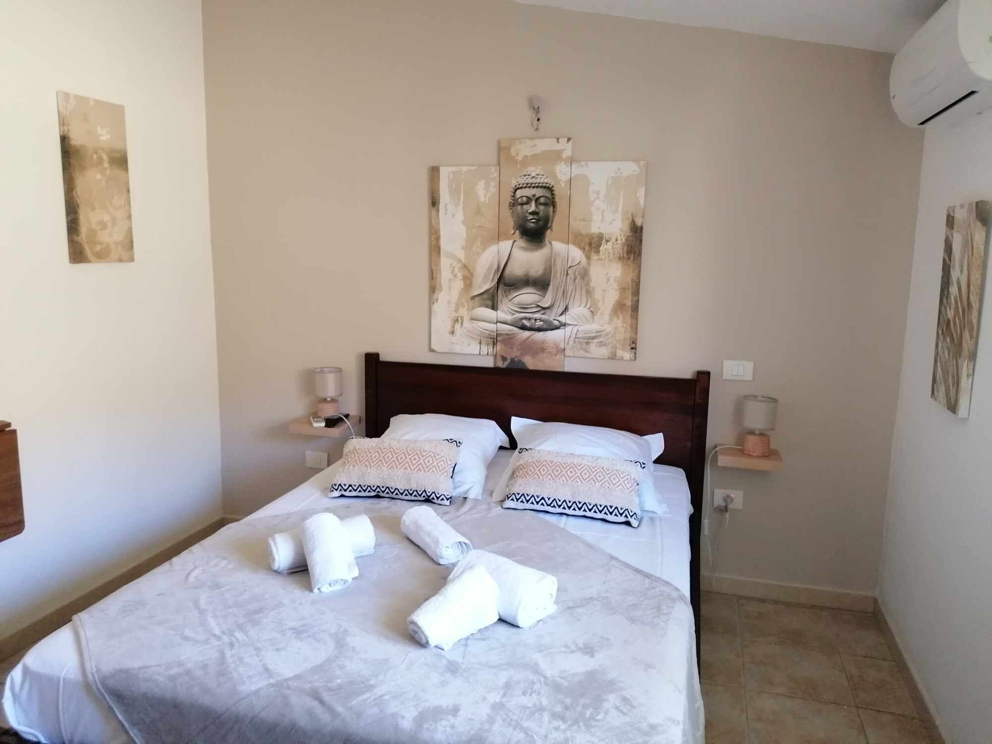 Comfort Single room full double bed and single bed