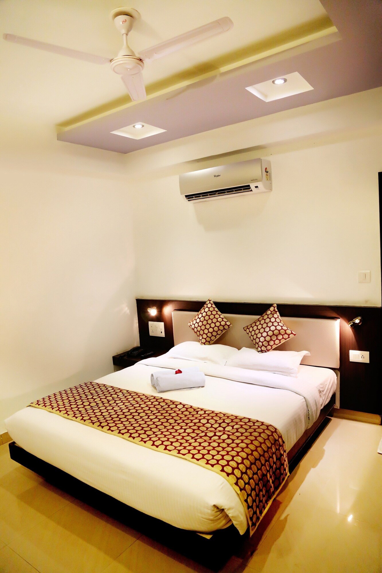 Deluxe Double room twin beds