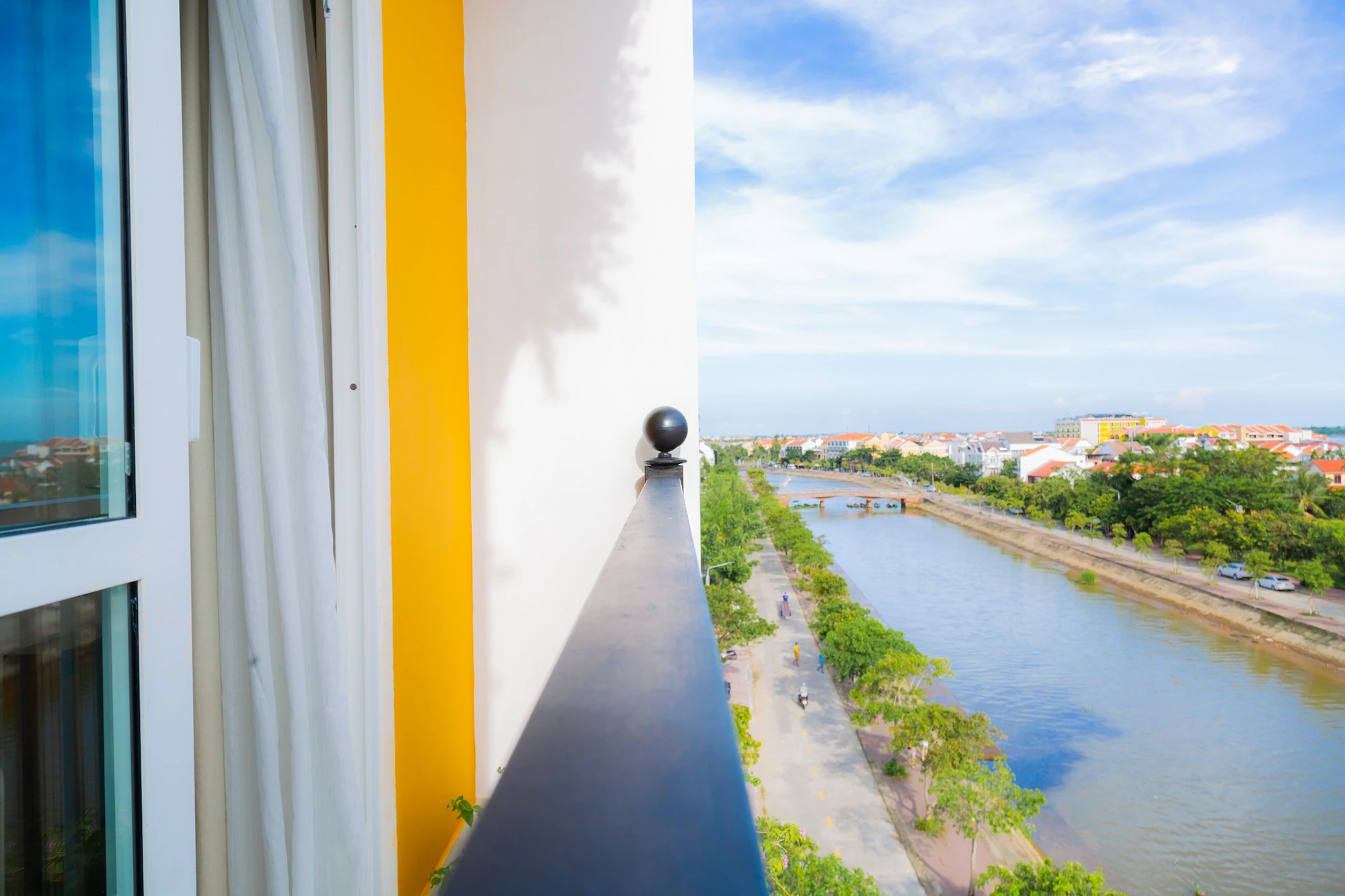 Comfort Double room with river view twin beds