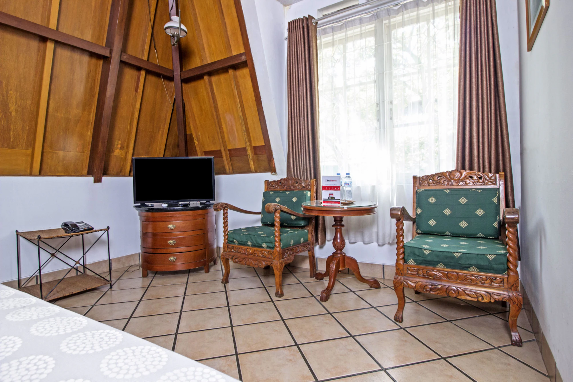 Economy Double room full double bed