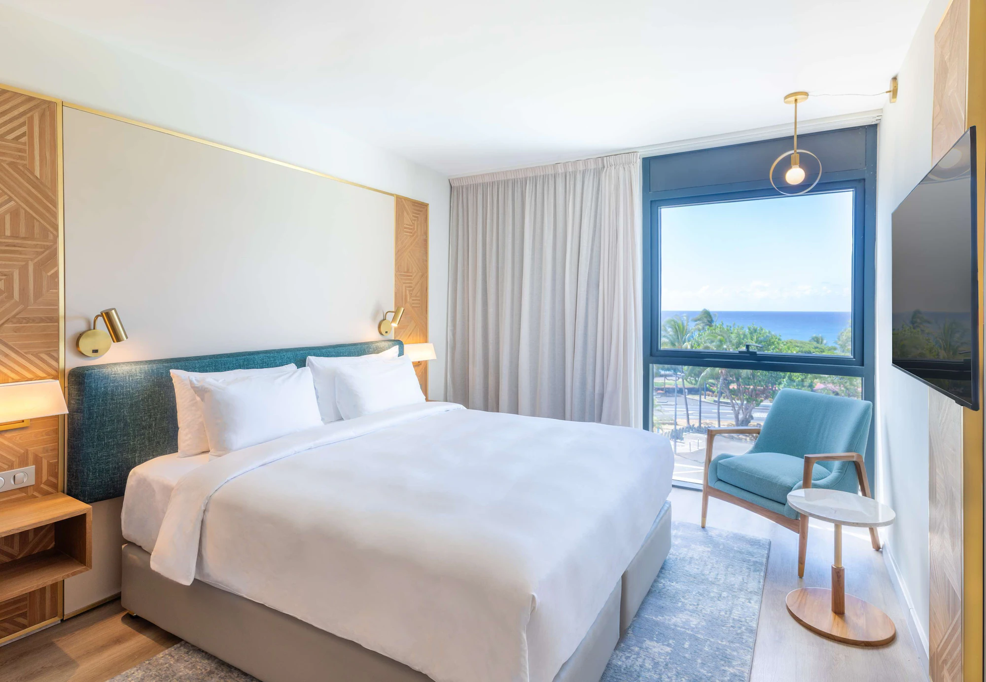 1 Bedroom Grand Single room with balcony