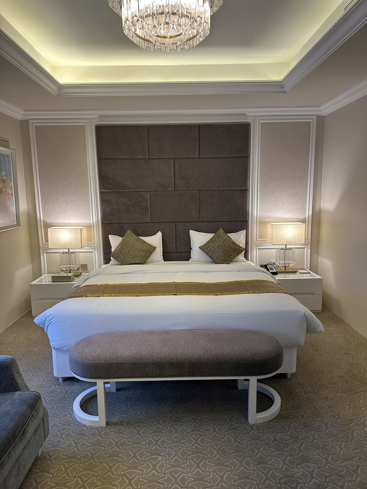 Deluxe Double Suite twin beds