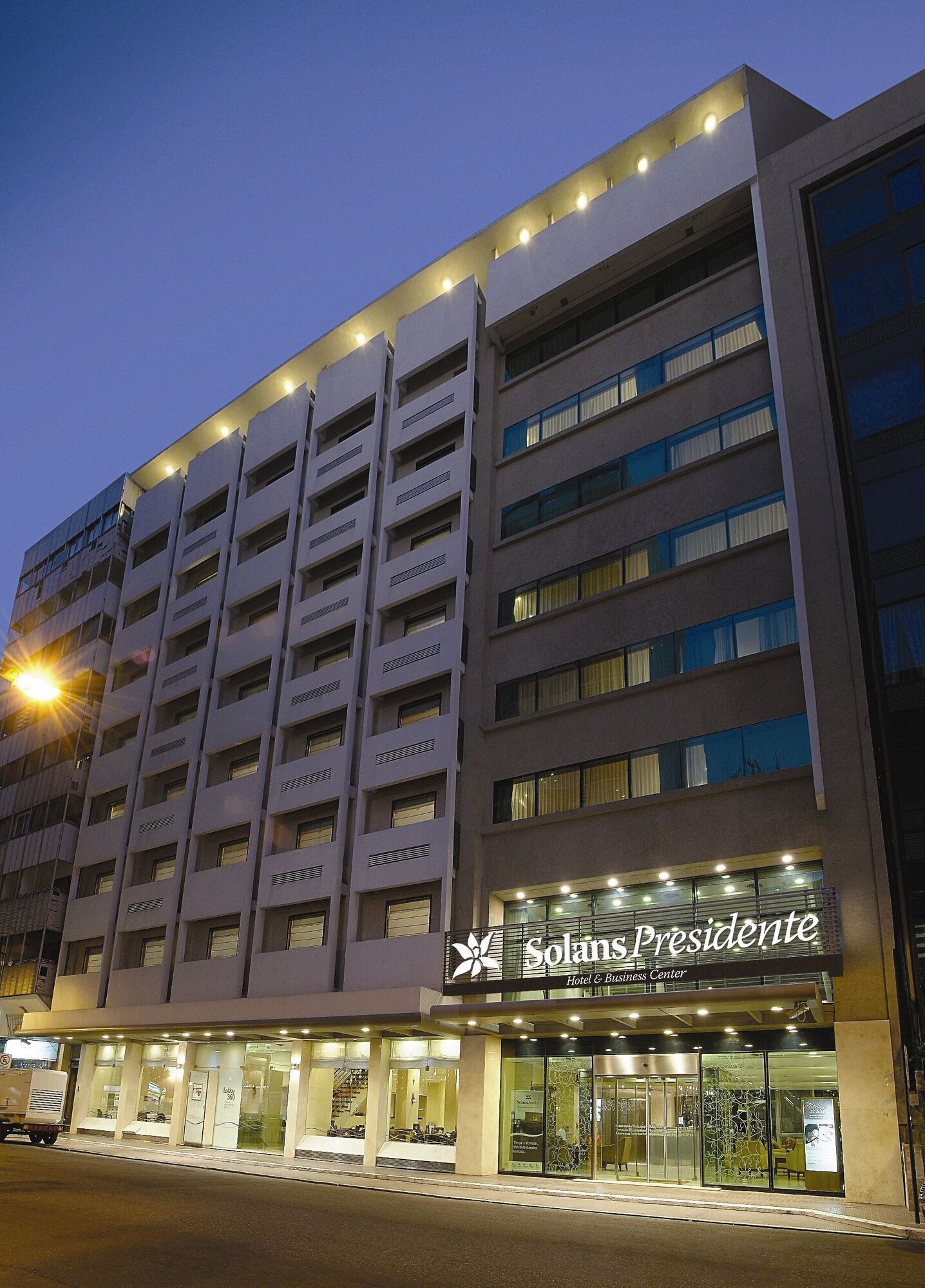 Airport shuttle hotels in Rosario | Vio.com