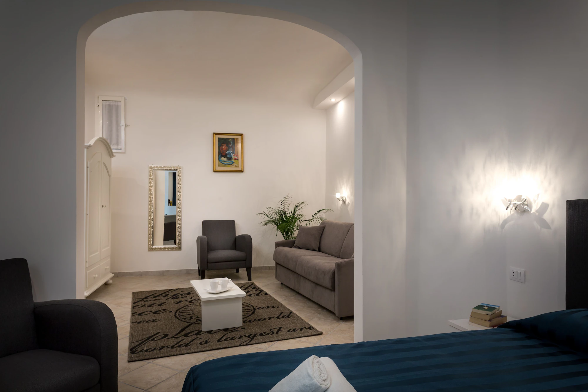Deluxe Double Suite full double bed