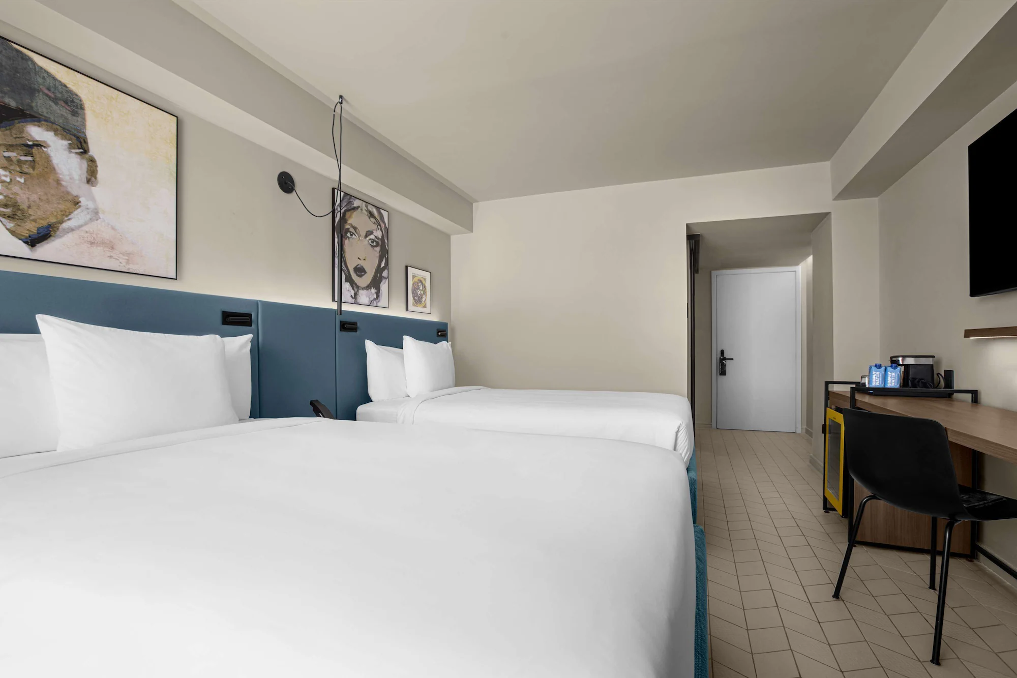 1 Bedroom Double Suite with ocean view full double bed
