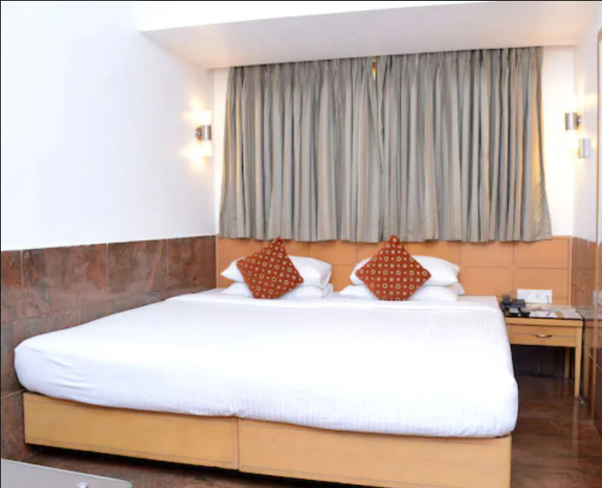 Deluxe Double room full double bed