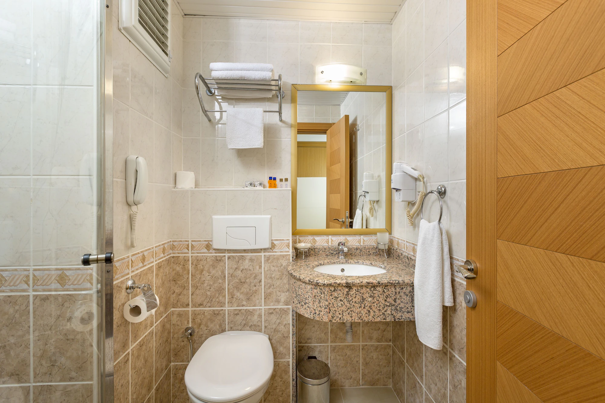 Economy Double room full double bed