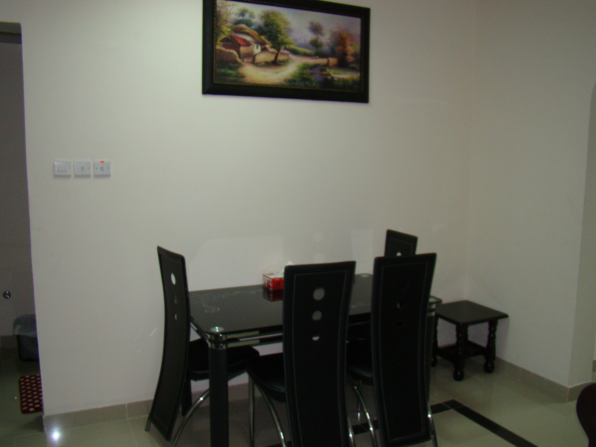 1 Bedroom Double Apartment with city view full double bed