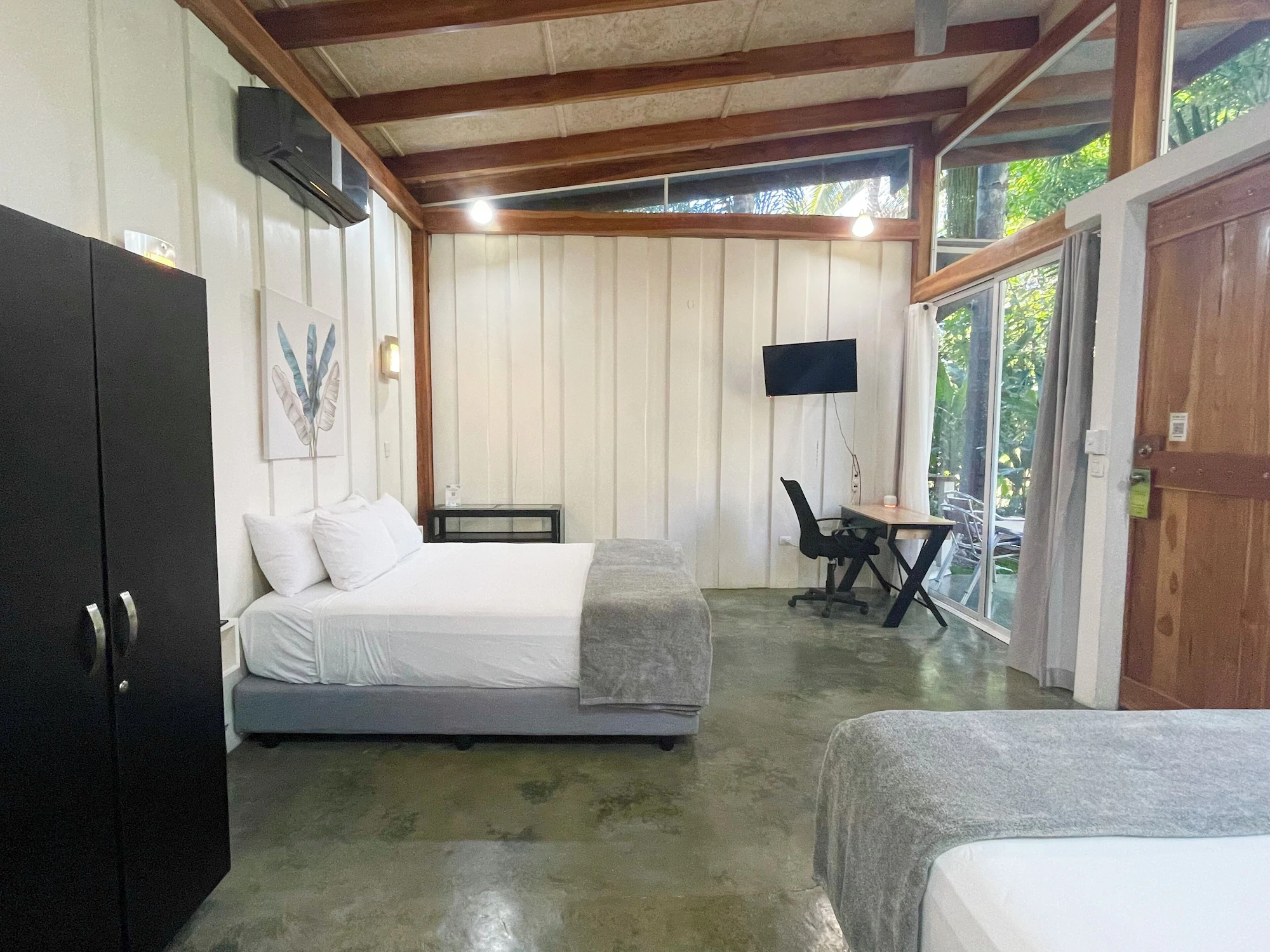 1 Bedroom Premium Double room full double bed