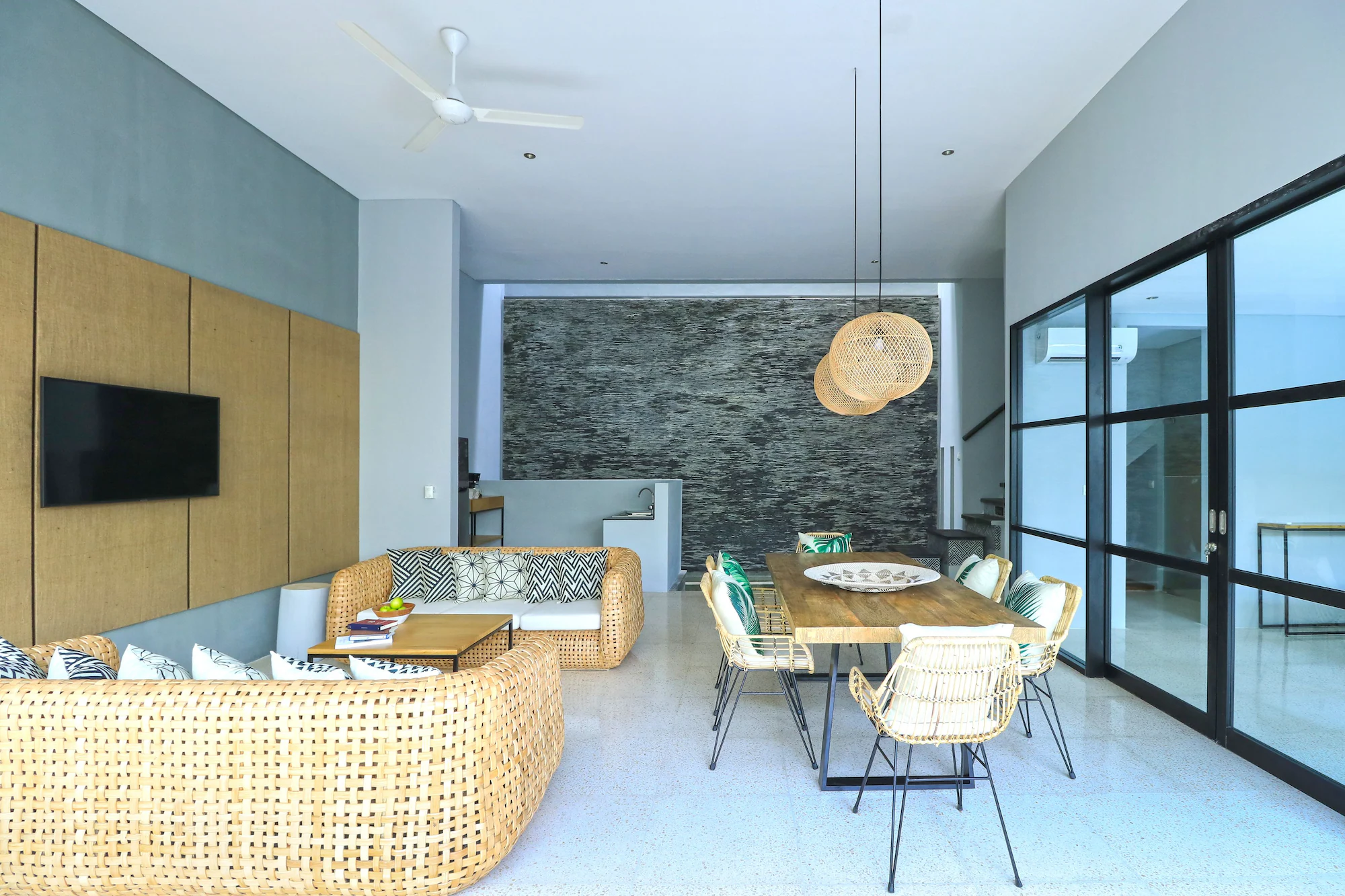 1 Bedroom Single Villa full double bed