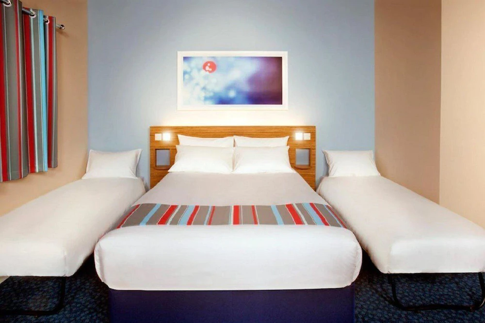 Standard Single Family room