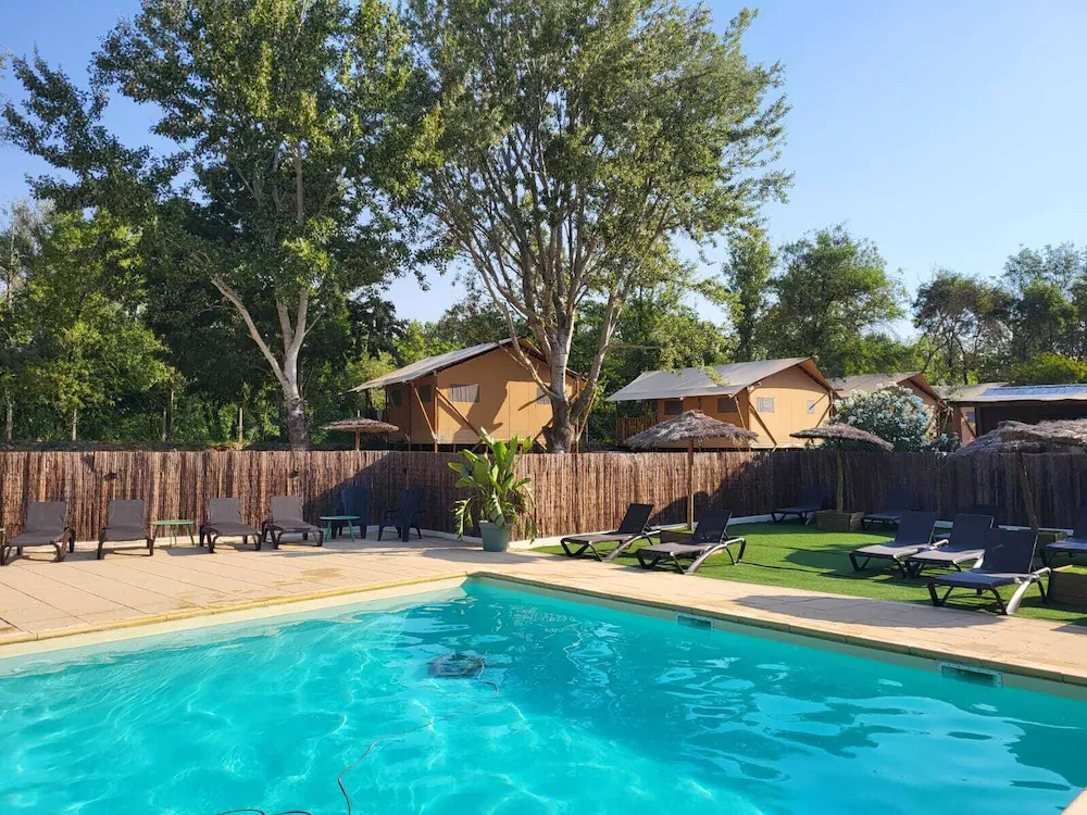 Camping Le Val De Cesse - Aude
