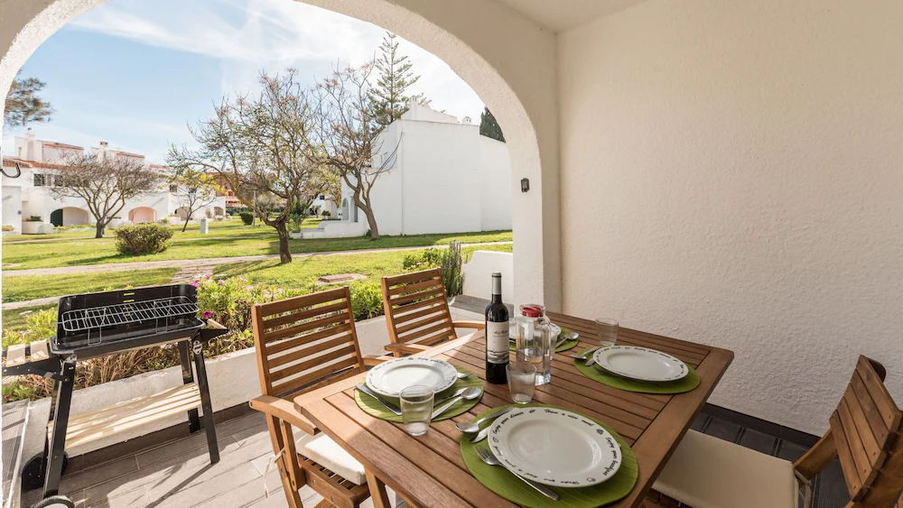 Lovelystay - Green Oasis Villa - Quarteira