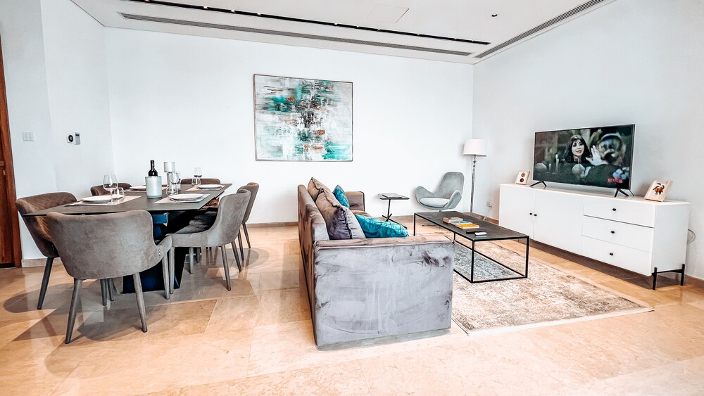360 Nicosia Heights, Gym & Pool - Nicosia