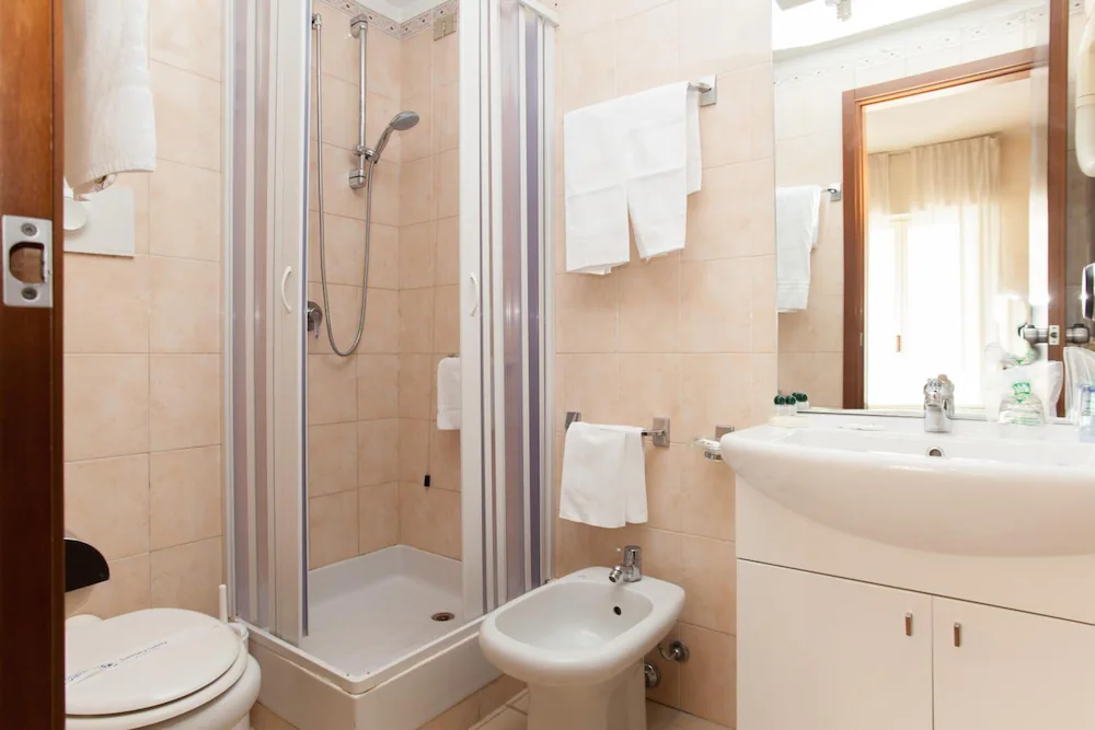 Double Studio with city view full double bed