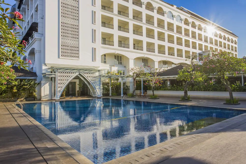 Grand Rohan Jogja exterior