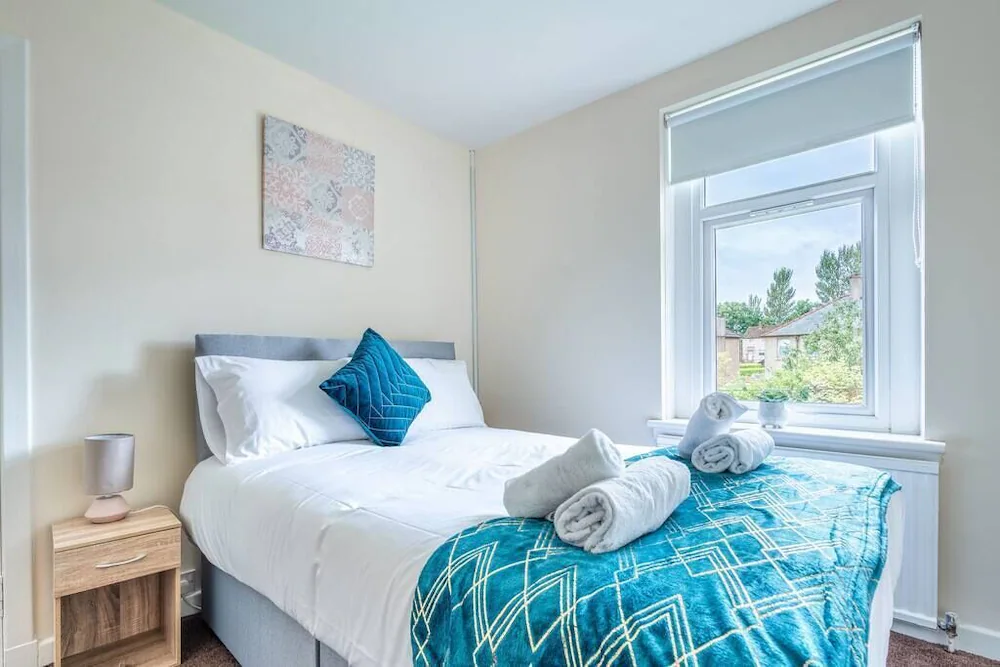 Cosy 2 Bed House In Motherwell - Motherwell