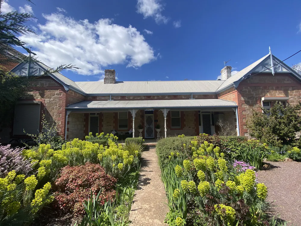‘Margaret Villa’ Circa 1890- Gateway To The Southern Flinders Ranges! - Jamestown