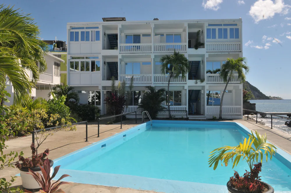Oceanfront Hotel Room With Pool - Roseau