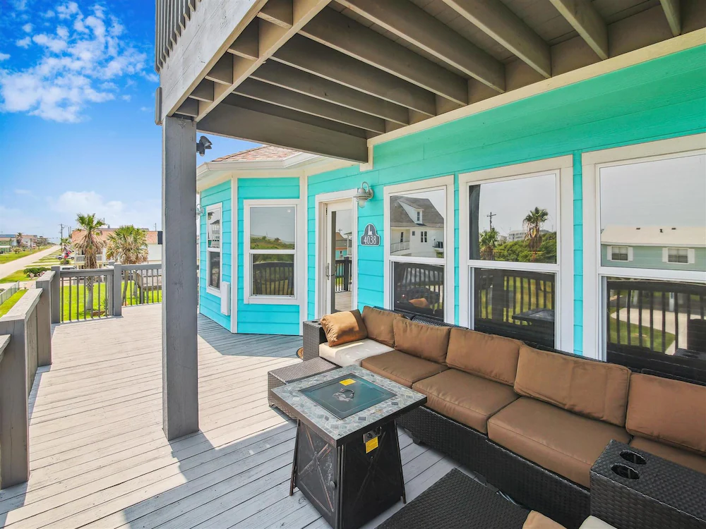 Adventure Awaits By Ryson Vacation Rentals - Galveston, TX