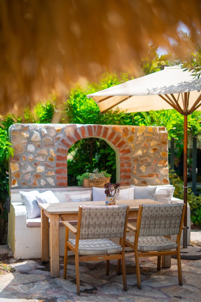 Cunda Battalos Kucuk Hotel - Ayvalık