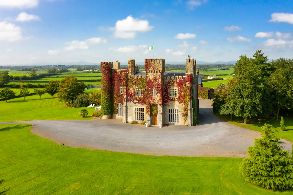 Lisheen Castle, Beautifully Restored, Perfect Central Location For Day Tripping - County Tipperary