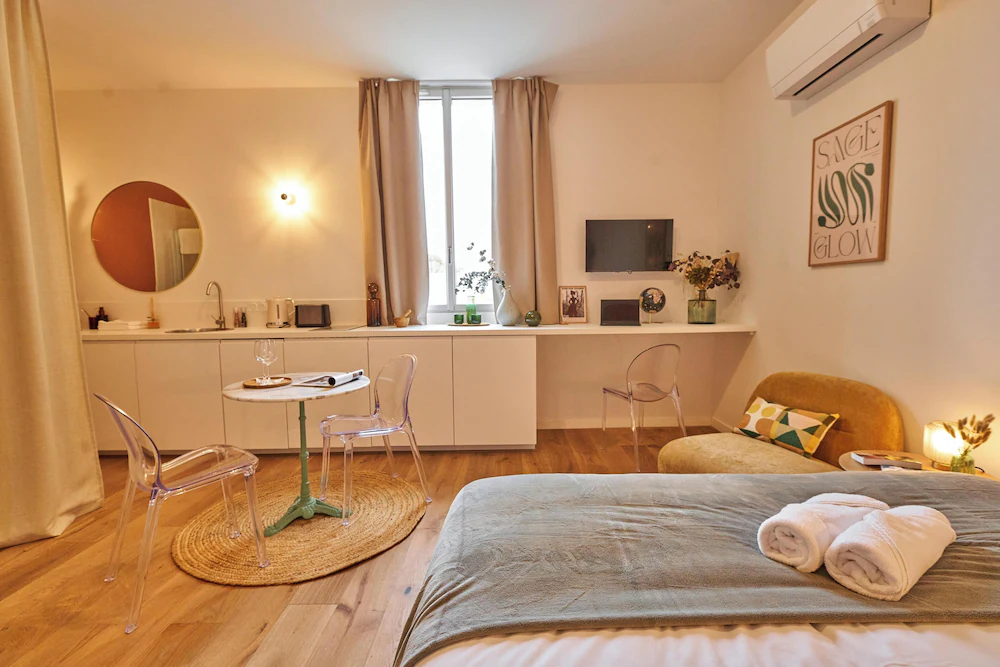 Chez Camille - Boutique Aparthotel Au Coeur De Bordeaux - Bordeaux
