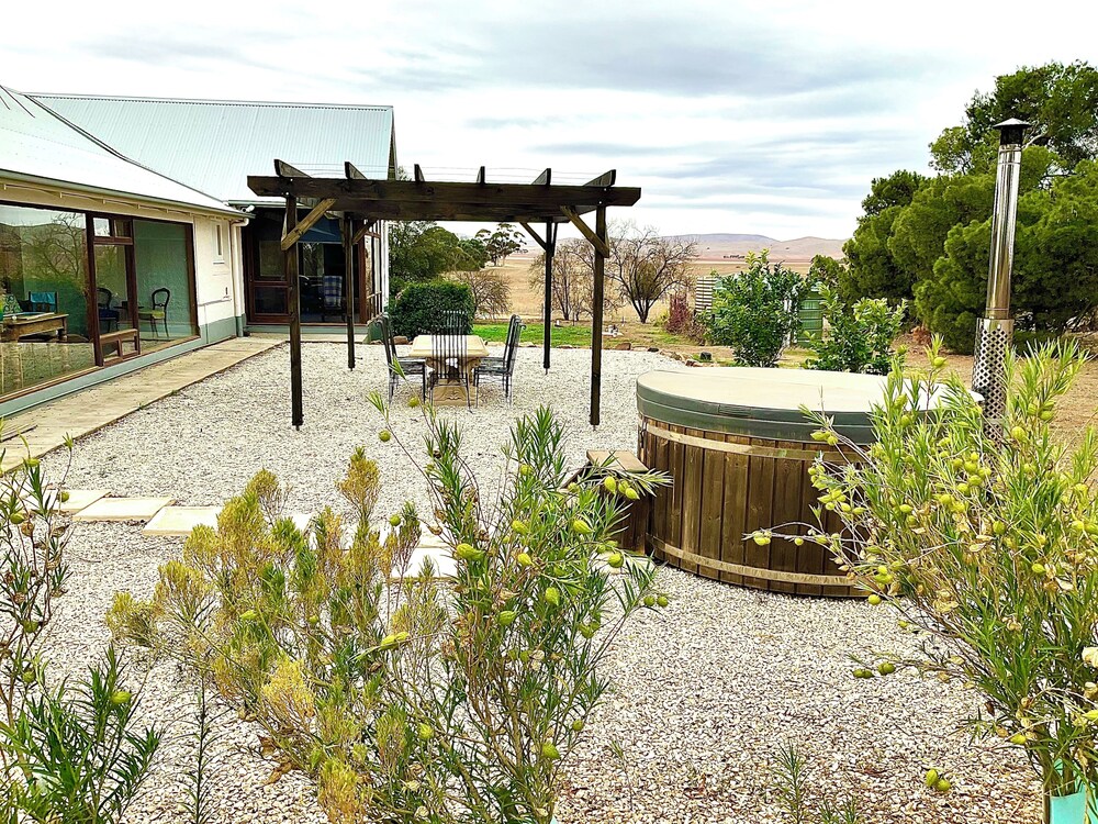 Tiverina Park - Luxury Rural Escape. Your Next Getaway! - Jamestown