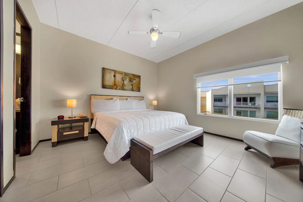 Two Bedroom Apt On Tropical Paradise Spi - South Padre Island