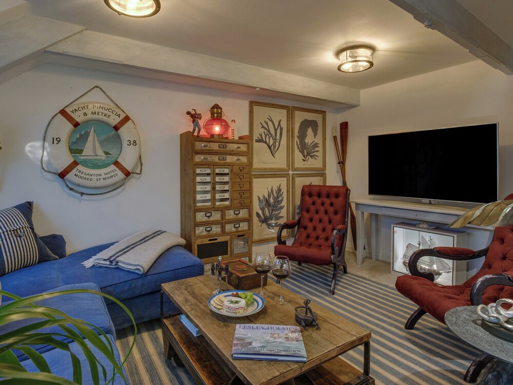 The Picture House Stylish Apartment In Fowey - Fowey