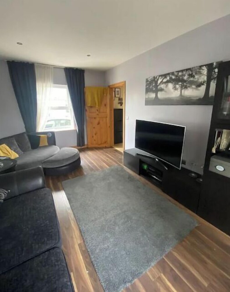 Town Villa With Charming Garden & Bbq Area - Clonmel