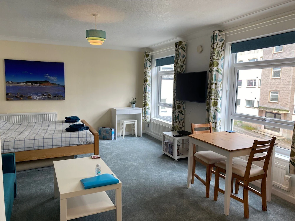 Central Sidmouth Studio Apartment With Sea Peeps - Sidmouth