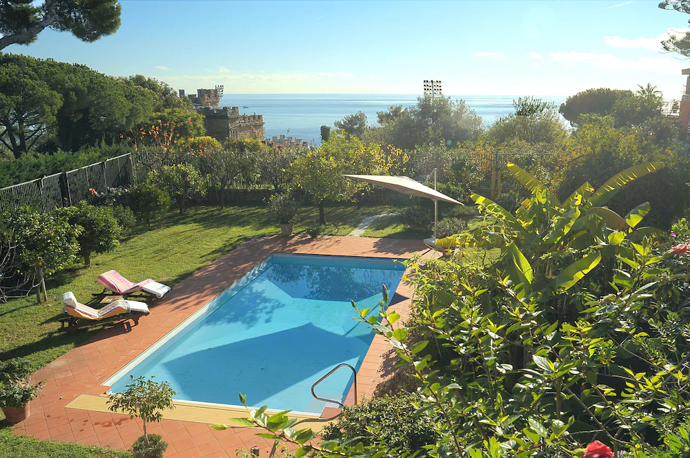 Magnificent Villa With Private Pool And Garden - San Remo
