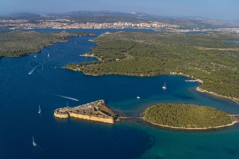 Apartment In Grebaštica With Seaview, Balcony, Air Condition, Wifi (3571-1) - Primošten