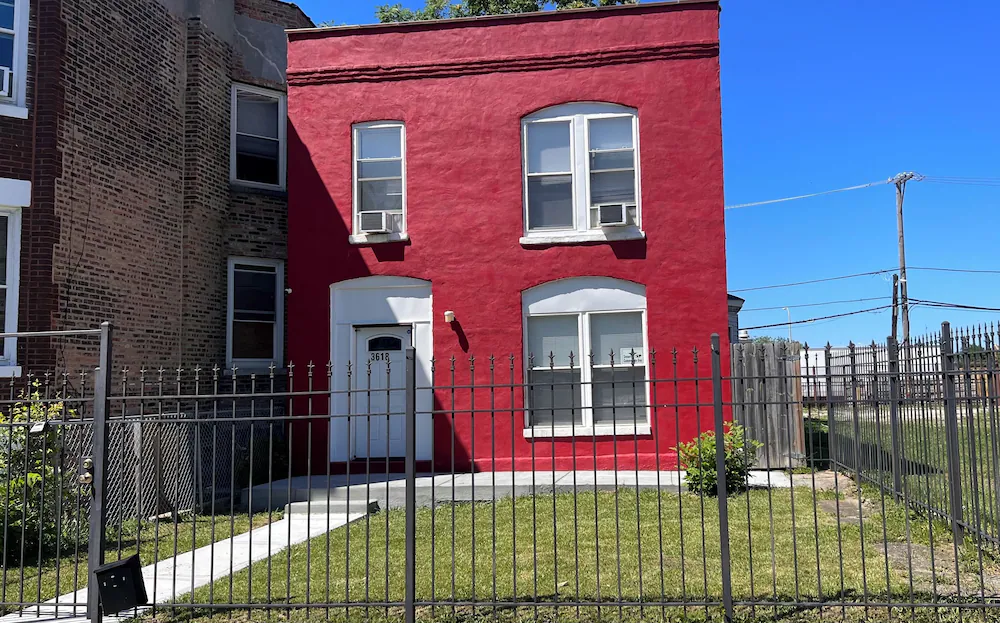 Luxury Home Away From Your Home - Chicago, IL