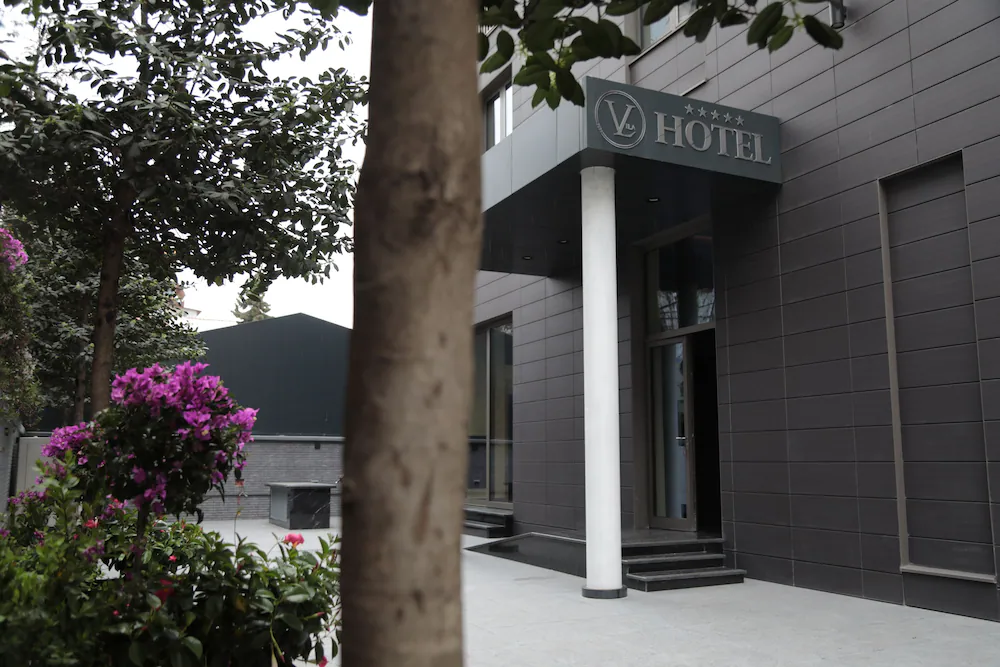 Vila-l Hotel - Okres Tiranë