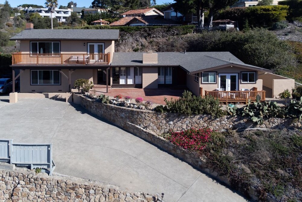 Beautiful Carmel House In A Perfect Location - Carmel-by-the-Sea, CA