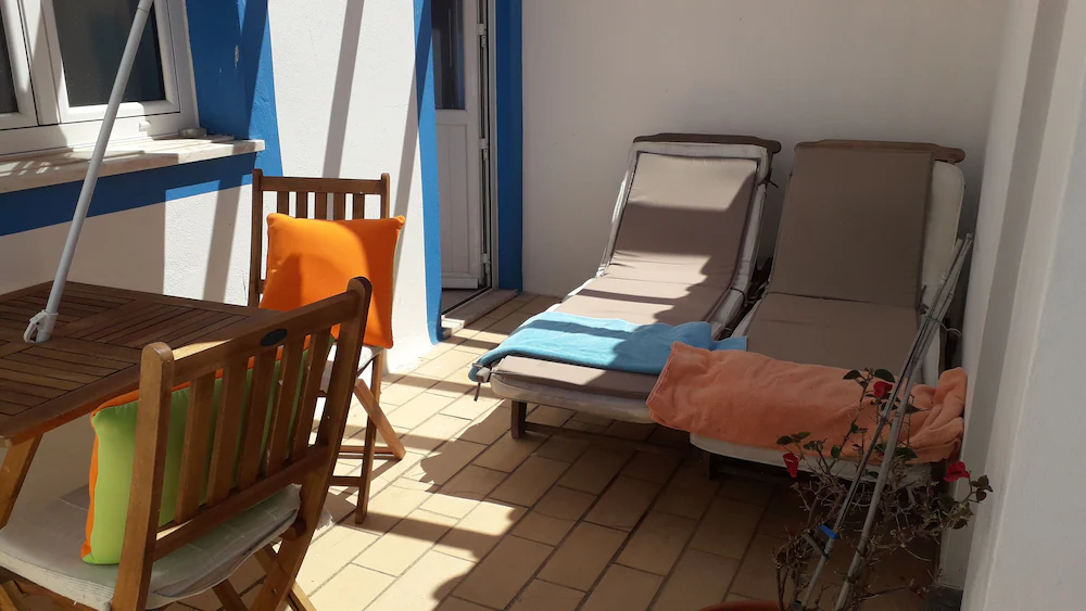 Town House 8 Mins Walk From Beach And 3 Mins From Harbour (Quiet Street). - Alvor