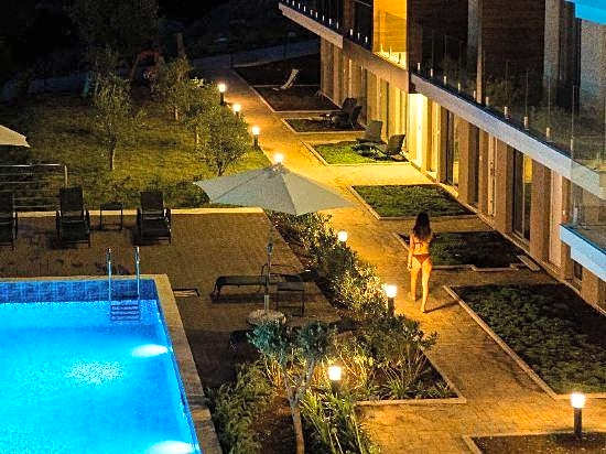 Double Apartment with sea view twin beds