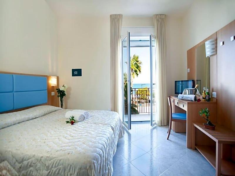 Hotel Ambassador - Grottammare