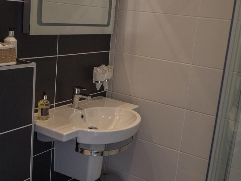 Deluxe Double Suite full double bed