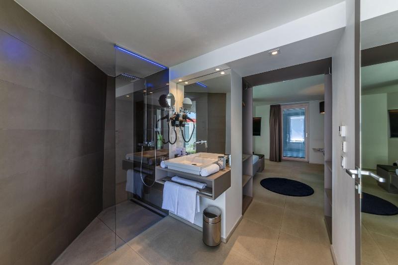 Single Suite
