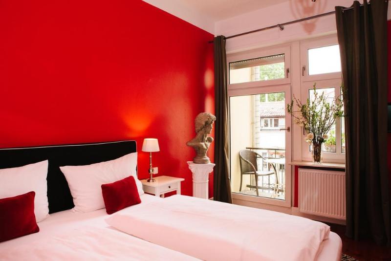 Deluxe Single room