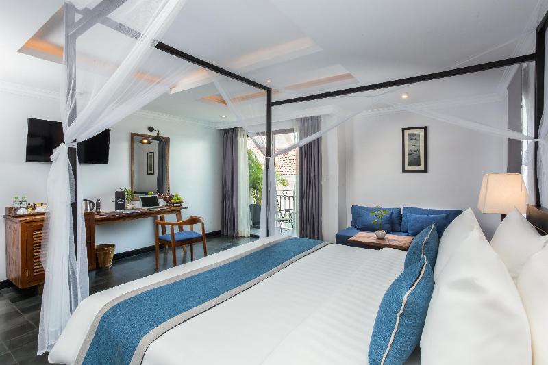 5 Bedrooms Standard Quadruple room