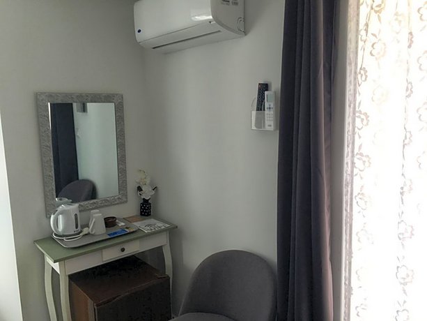 Standard Double room with balcony full double bed