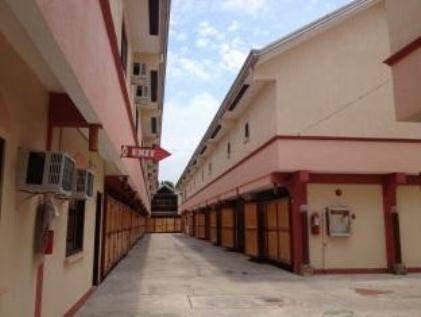 Hafa Adai Court Hotel exterior