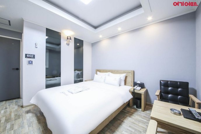 Standard Double room twin beds