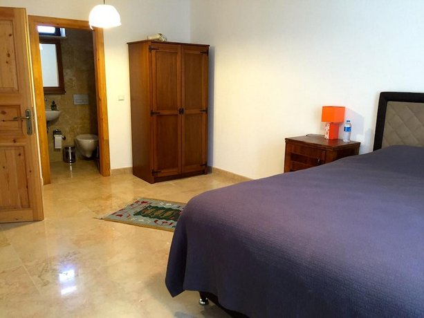 1 Bedroom Deluxe Double room with balcony and with sea view full double bed