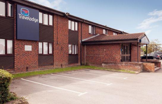 Travelodge Reading Whitley exterior